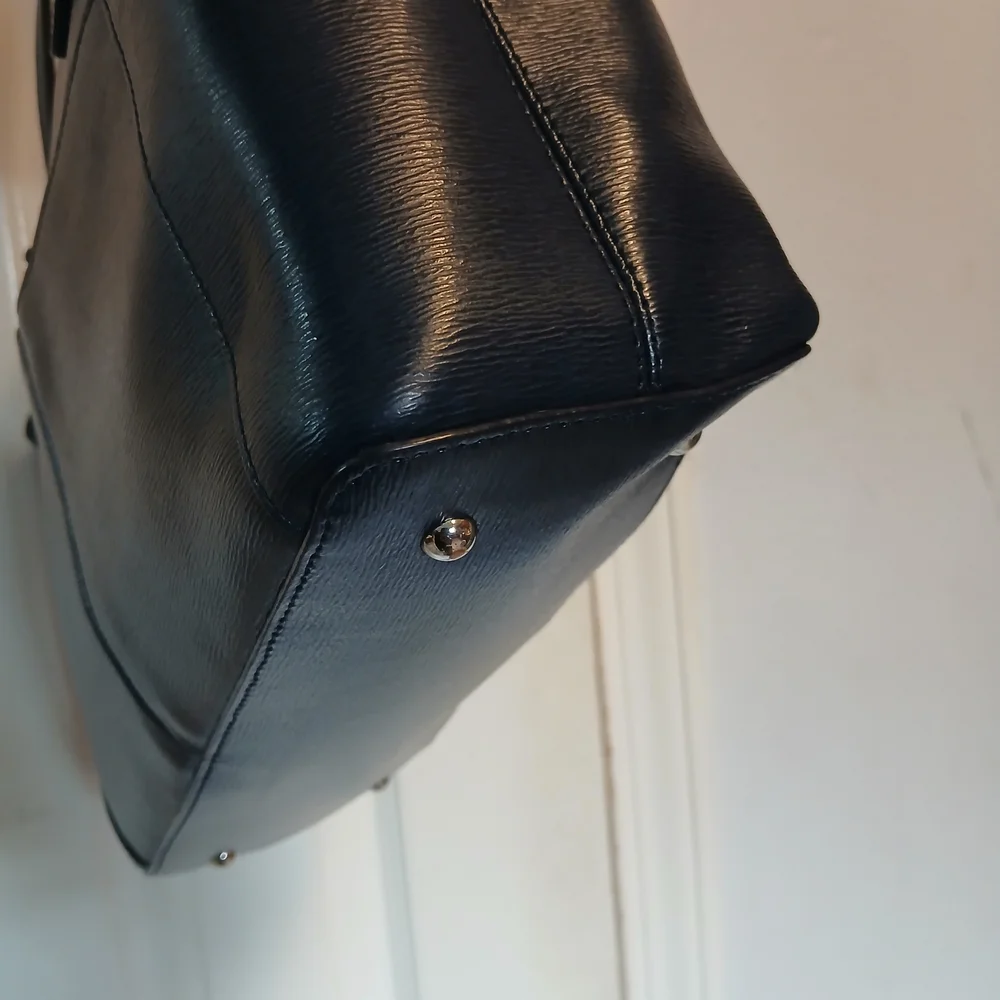 Lauren Ralph Lauren Black Leather Tote Bag - Picture 6 of 15